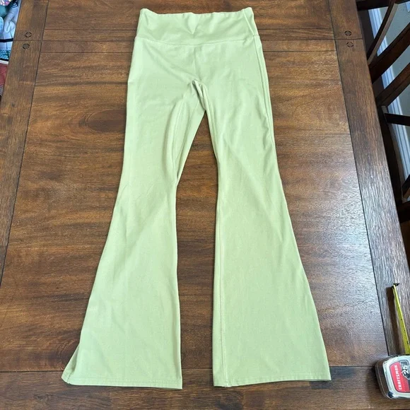 All In Motion Matcha Green Leggings Boot Cut High Rise Activewear Women’s M ** - Picture 3 of 11